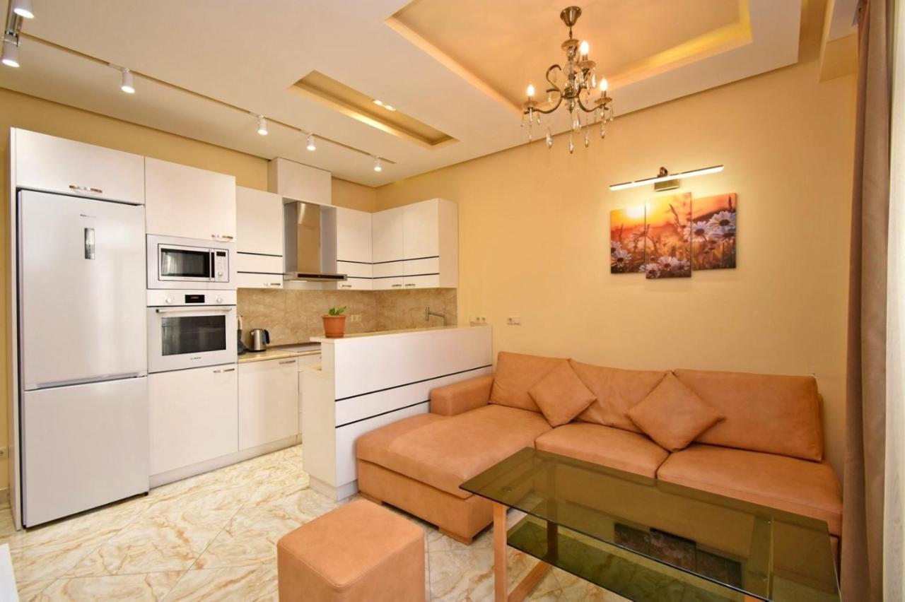 Apartments Near Republic Square Amiryan 4 Yerevan Luaran gambar