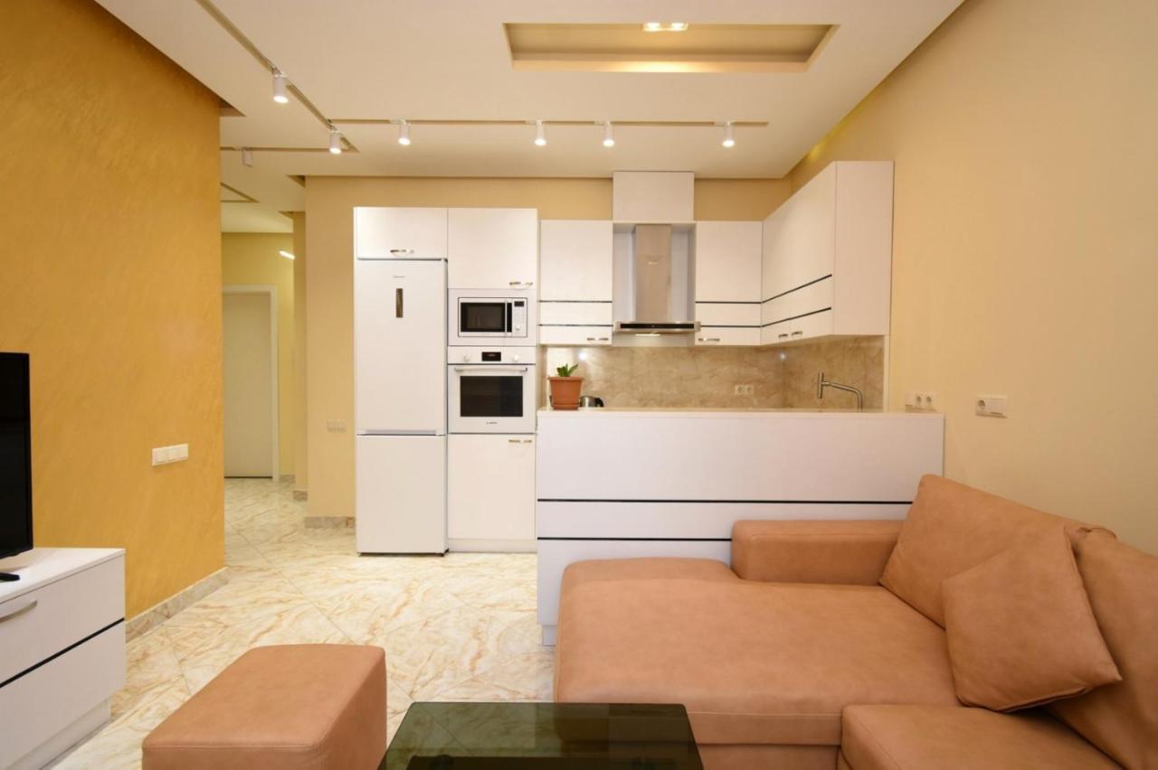 Apartments Near Republic Square Amiryan 4 Yerevan Luaran gambar